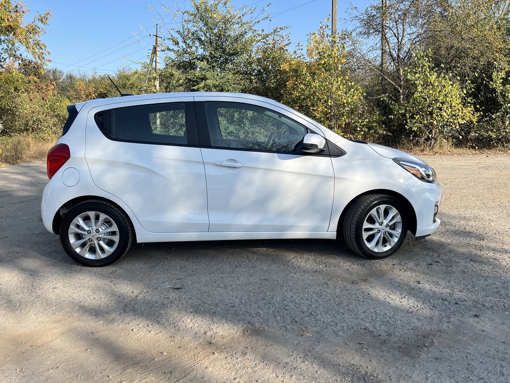 Продам Chevrolet Spark LT