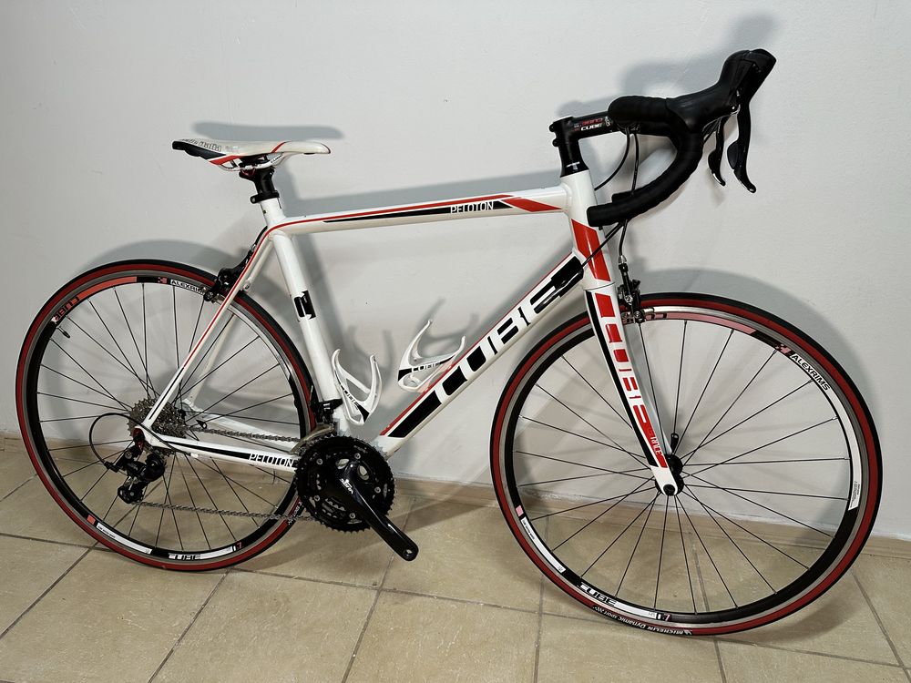 Rower szosowy CUBE PELOTON grupa Sora