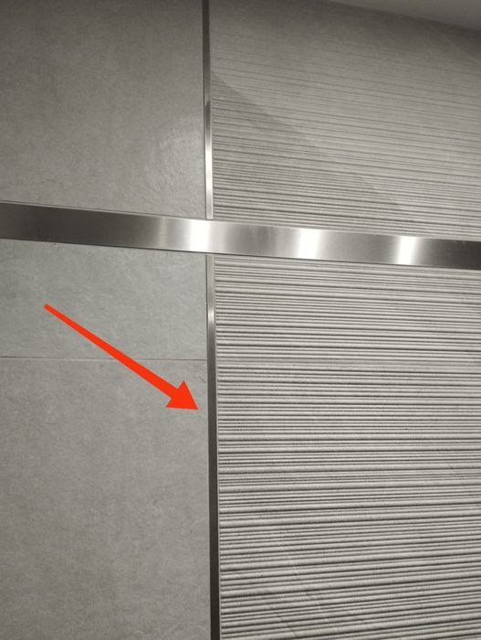 Listwa dekoracyjna C srebrny mat 1cm x 244cm