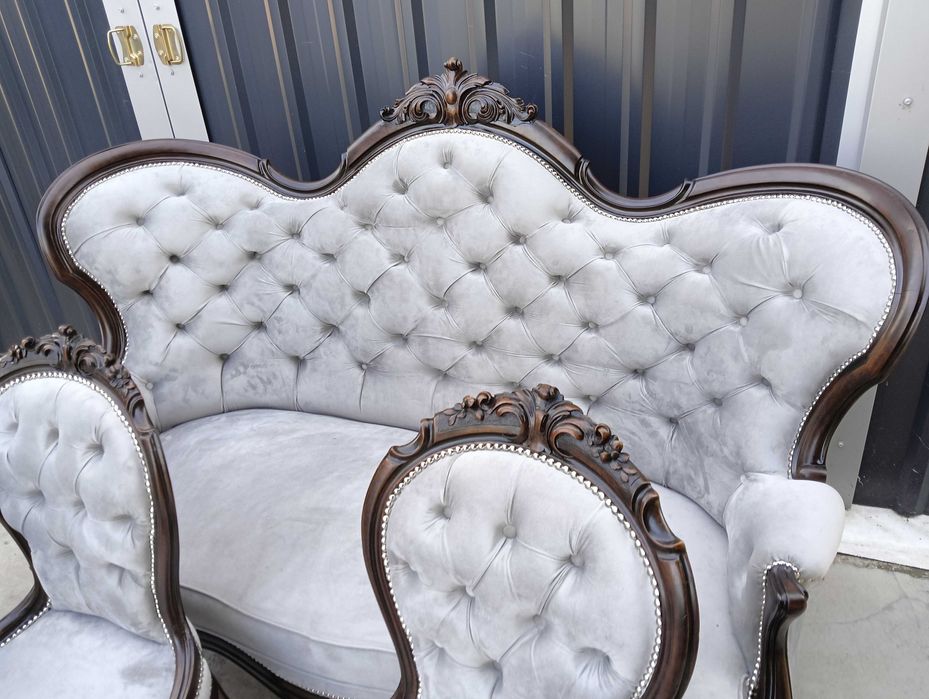 Wypoczynek z fotelami antyk ludwik po renowacji