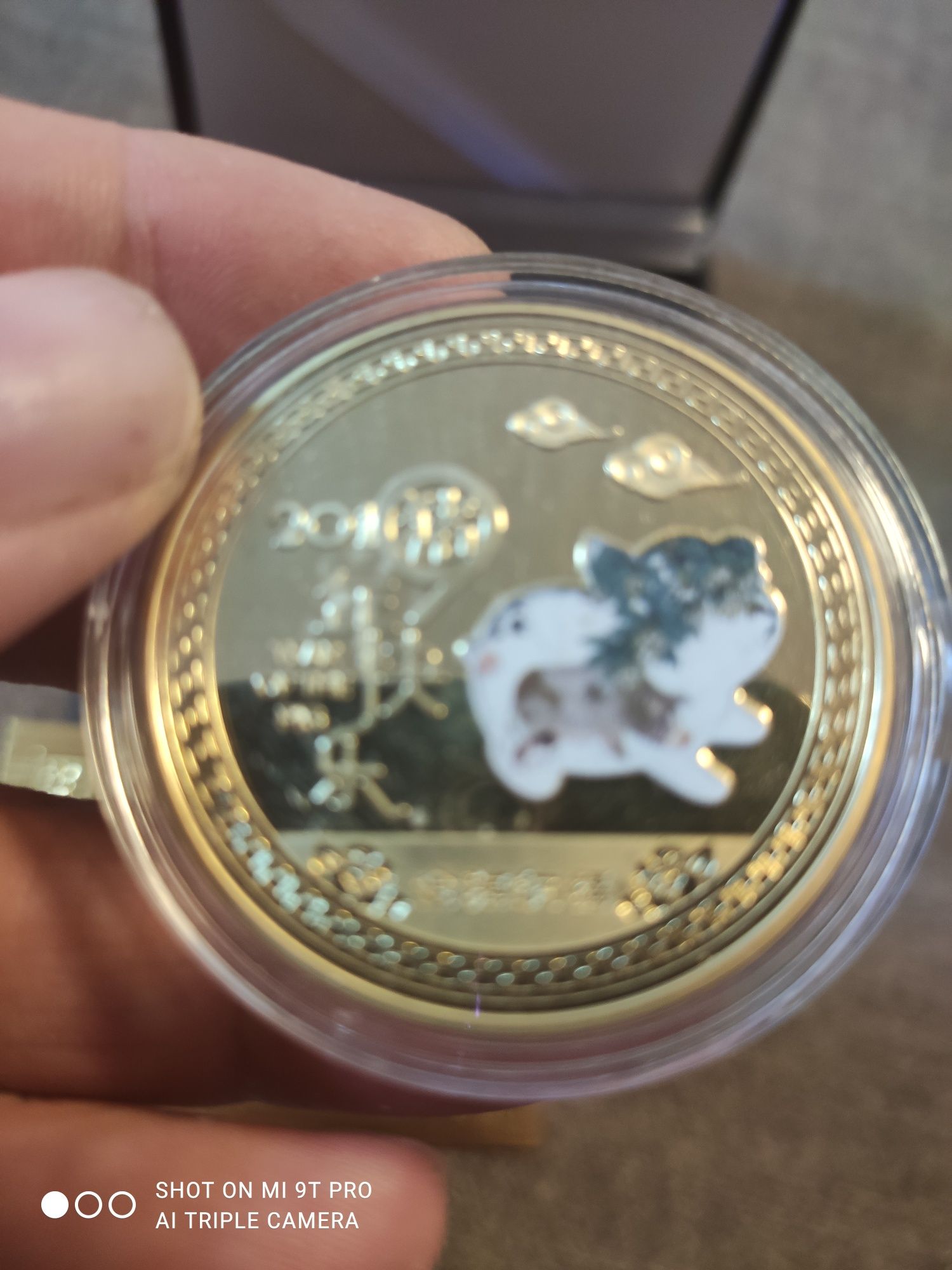 монета 2019 китай юани год свиньи 24k gold plating футляр сертификат