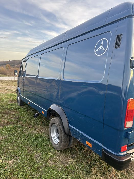 Продам мерседес 410