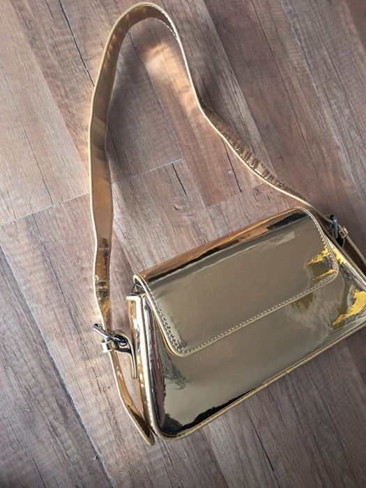 Torebka złota lustrzana mała do ręki kopertówka metaliczną na ramię