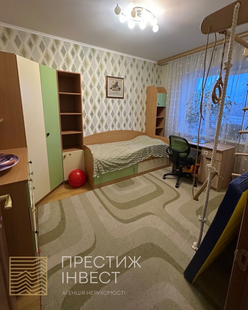 Вільна з 9.08 Оренда 3-к.кв в центрі міста з індивідуальним опаленням