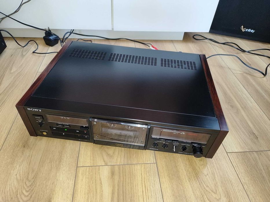 Magnetofon Sony TC-K 730 ES , zadbany stan ,drewniane boczki.