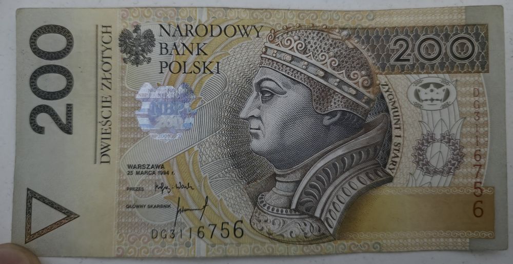 Ładnie zachowany 200zl z 1994r.