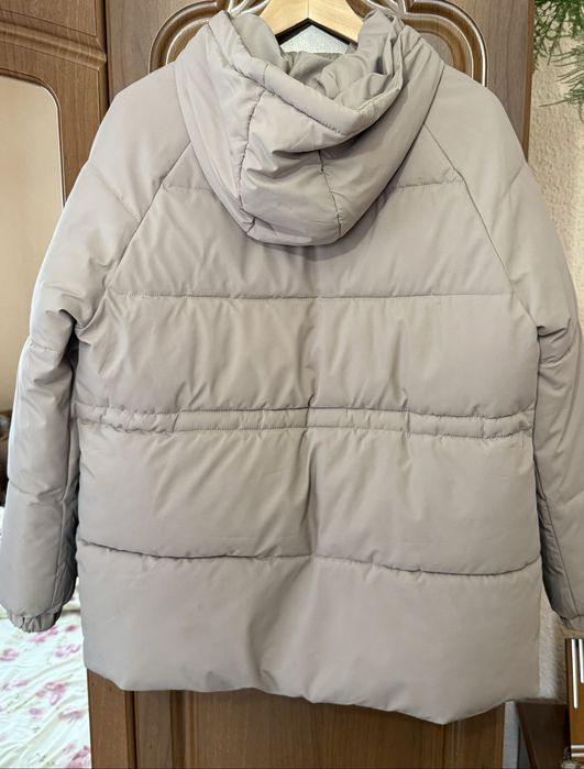 Курточка жіноча