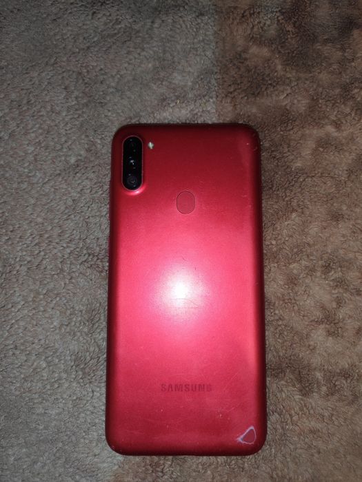 Телефон Sumsung galaxy a11