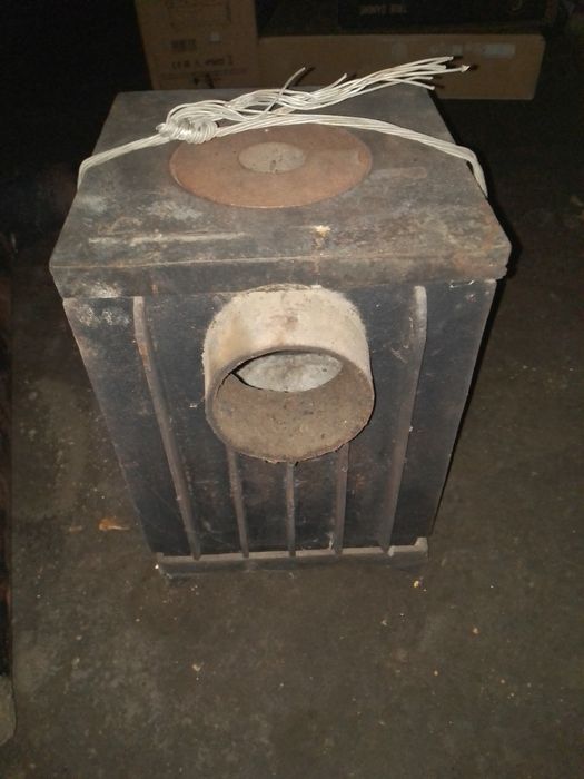 Продам буржуйку чугунную