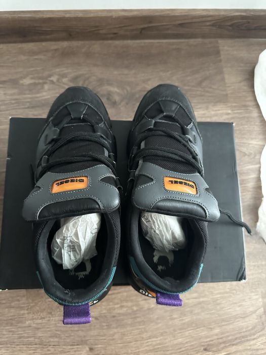 кросівки Diesel теплі стан 9/10 розмір 43