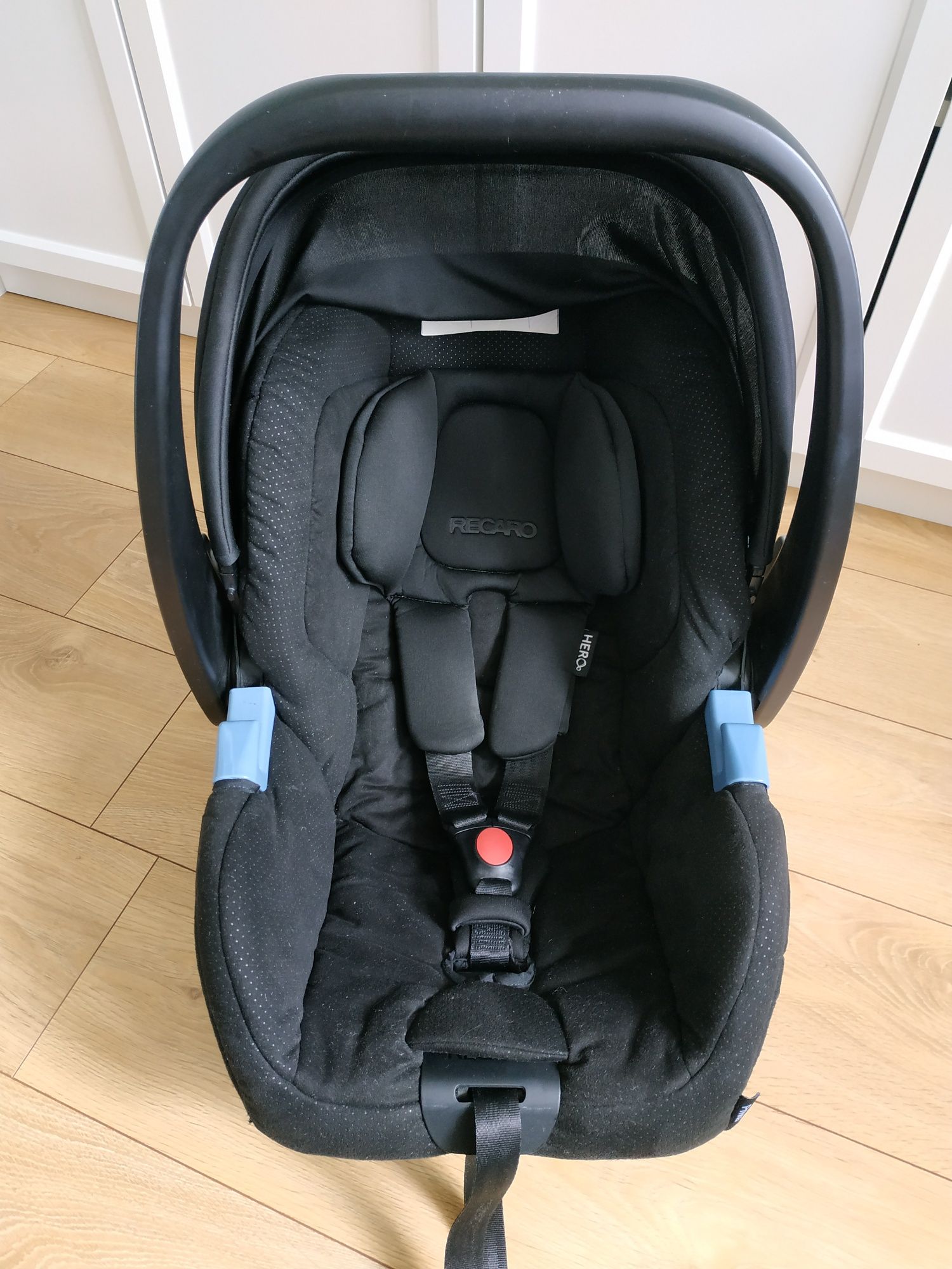 Fotelik samochodowy Recaro Privia Black