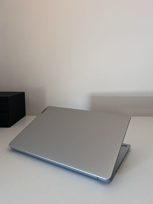 Portátil Lenovo IdeaPad 1 (Com Garantia)