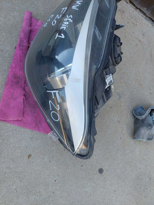 farol esq BMW f20 serie 1