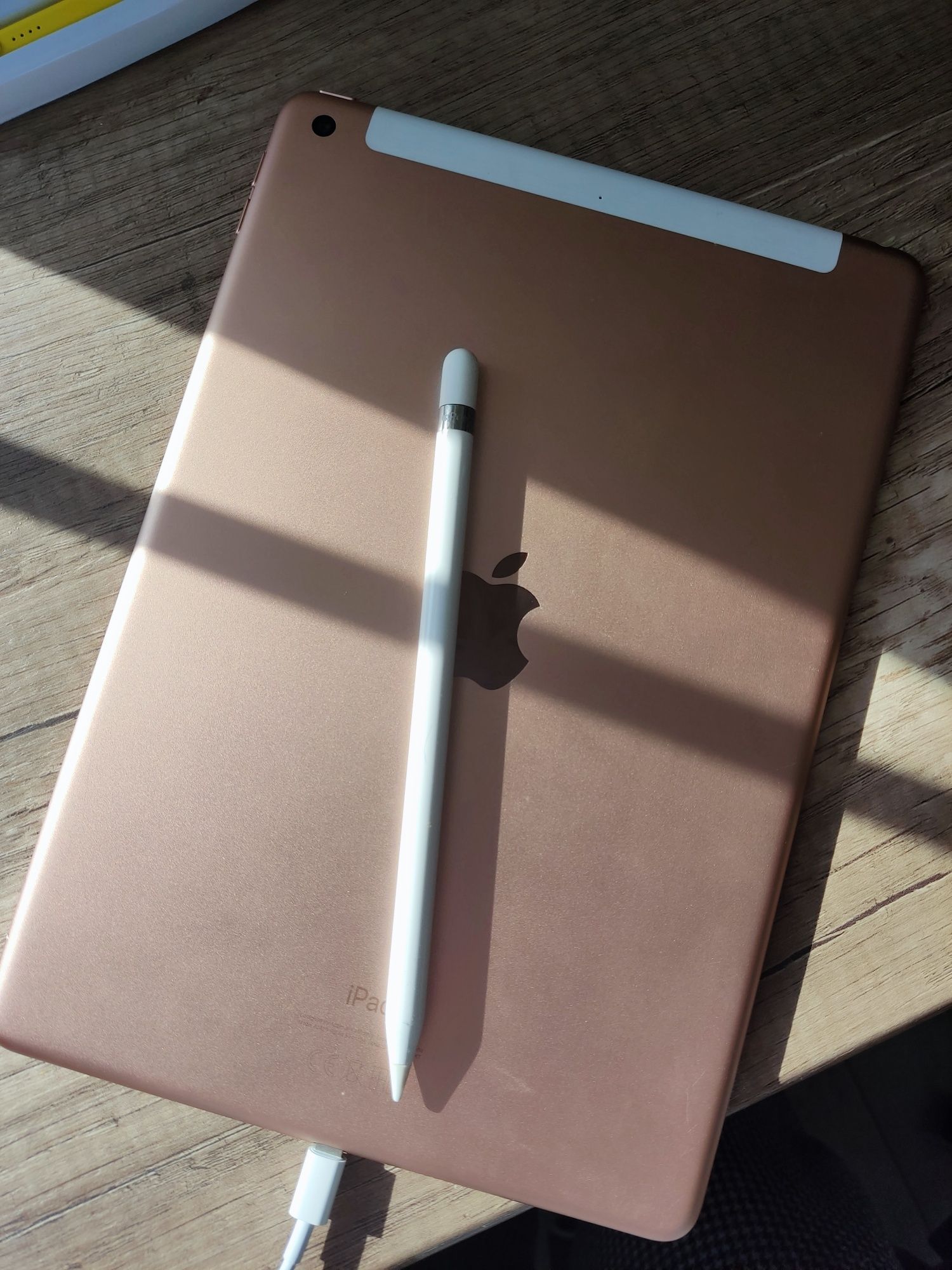 Ipad 8 gen 128GB apple pencil + dużo akcesoriów