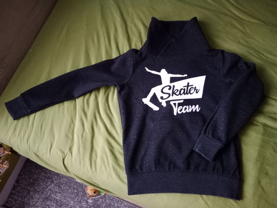 Bluza chłopięca rozmiar 134/140