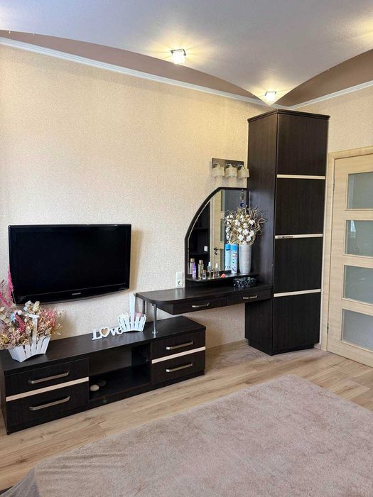 Сдам 3 комн. квартиру ул. Амосова, д.56