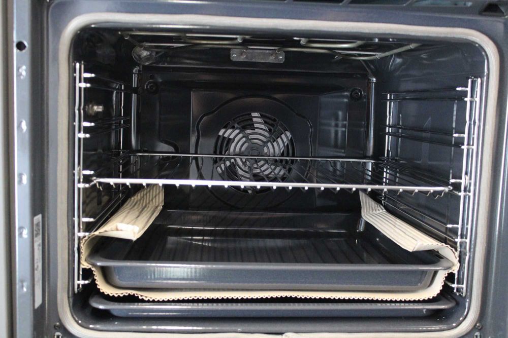 Piekarnik parowy Electrolux KOCBP39WX Ekspozycja/wyprzedaż/nieużywany