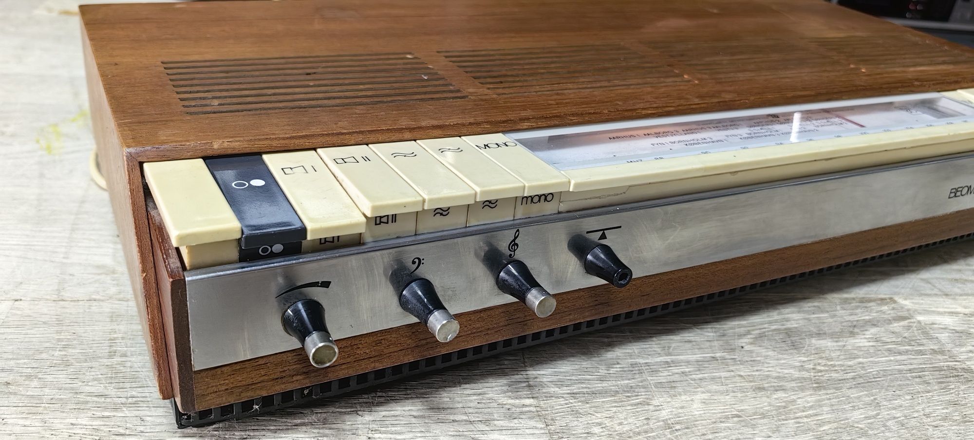 Ресивер Bang Olufsen Beomaster 1000