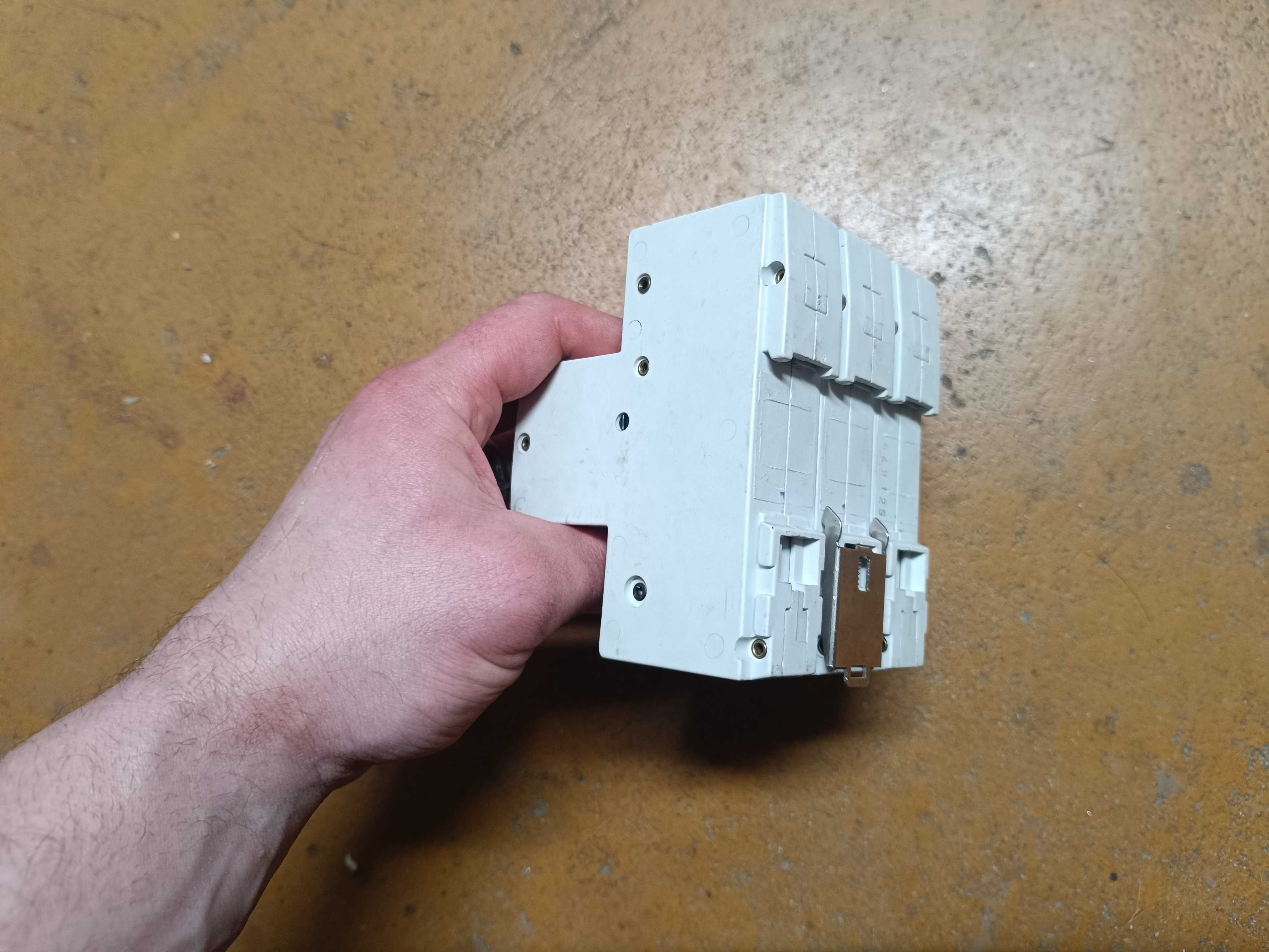 Sprzedam Wyłącznik selektywny AEG Elfa S 91.3 F3
