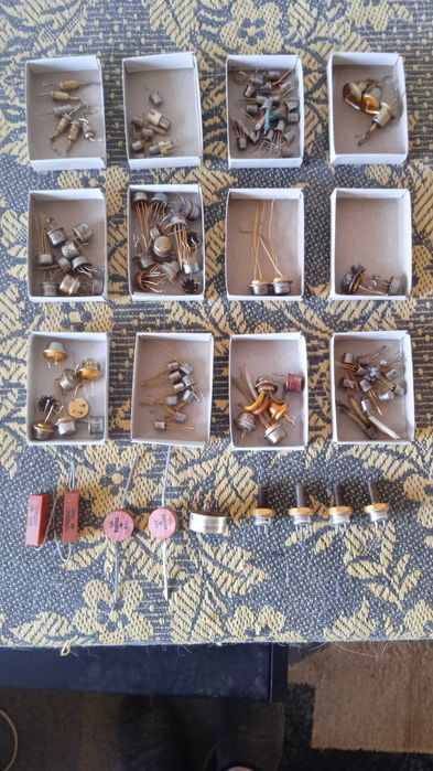 Микросхемы. Теристоры. Резисторы. Диоды. Сопротивления. СССР.