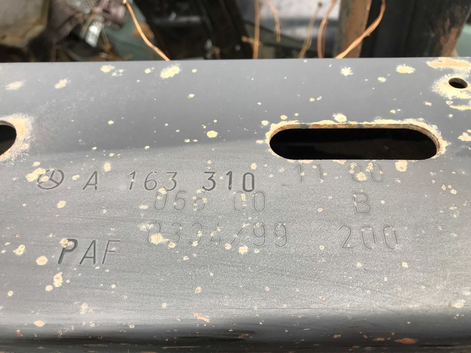 Кузов рама шасі четверть Mercedes ML 163 мерседес мл запчастини