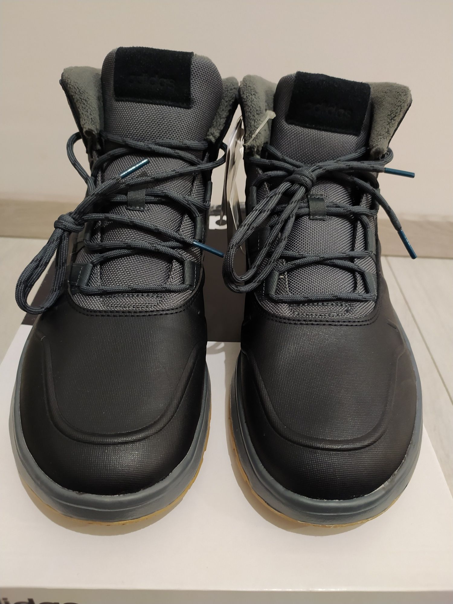 Кросівки черевики Adidas Зимові оригінал Нові чоловічі ботинки  origin