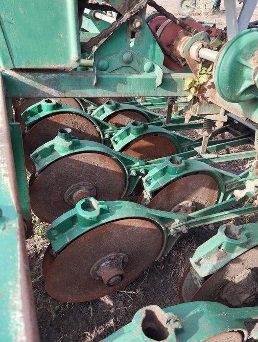 Культиватор КПС-4, КПС-5, КПС-8. Сеялки. КРН