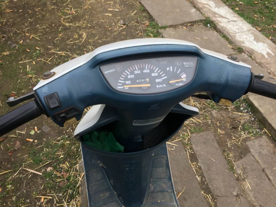 Продам хонду дио 27 на ходу