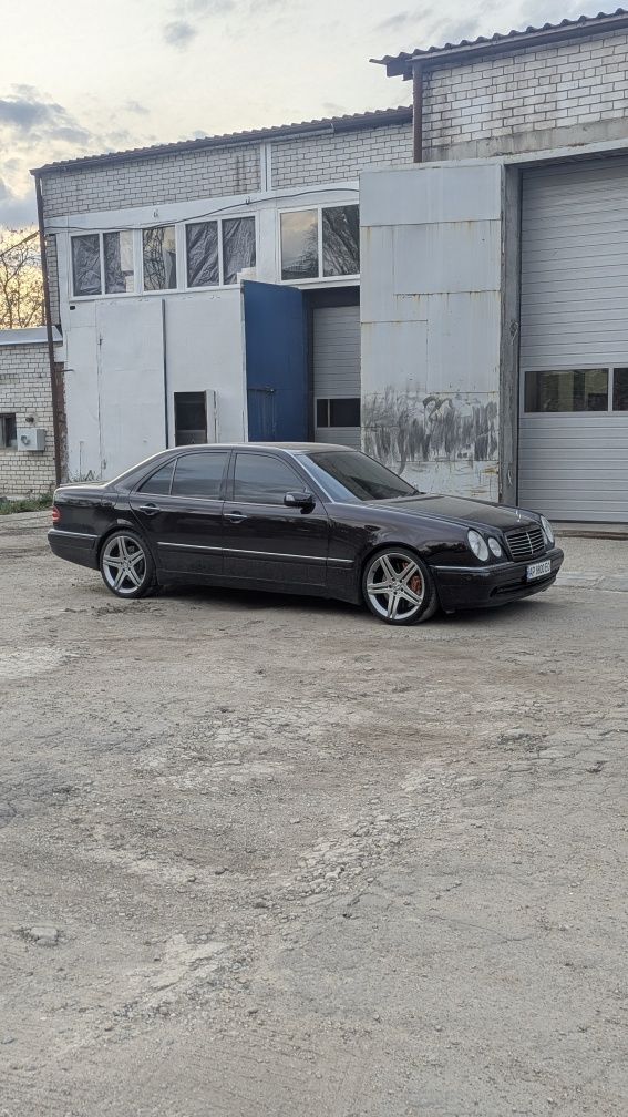 Продам мерседес е55 амг 1998 м113к