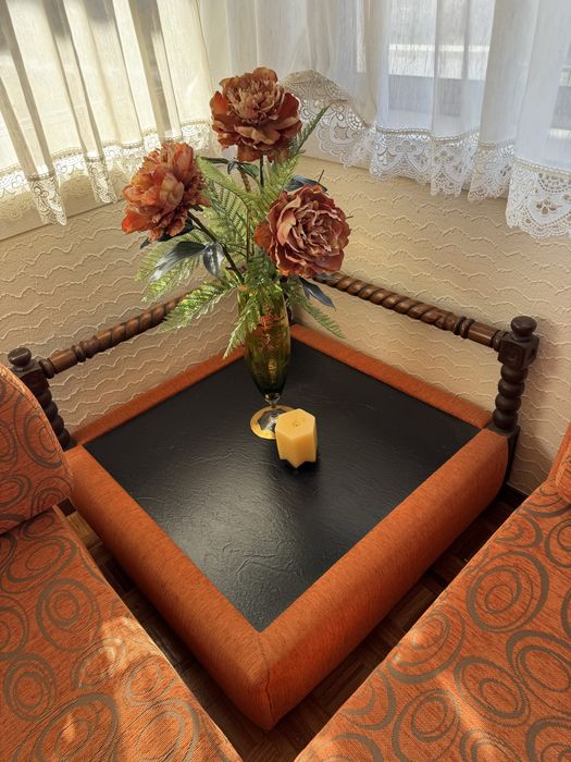 Sofa de sala cor de laranja