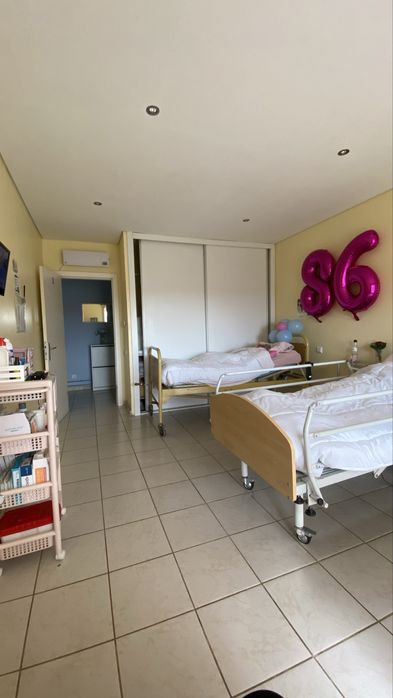Vaga para idosa lar/casa acolhimento