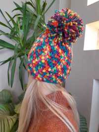 Kolorowa czapka z pomponem HANDMADE
