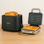 Новий тостер Philips HD2582/90, Вафельниця Breville DuraCeramic VST072