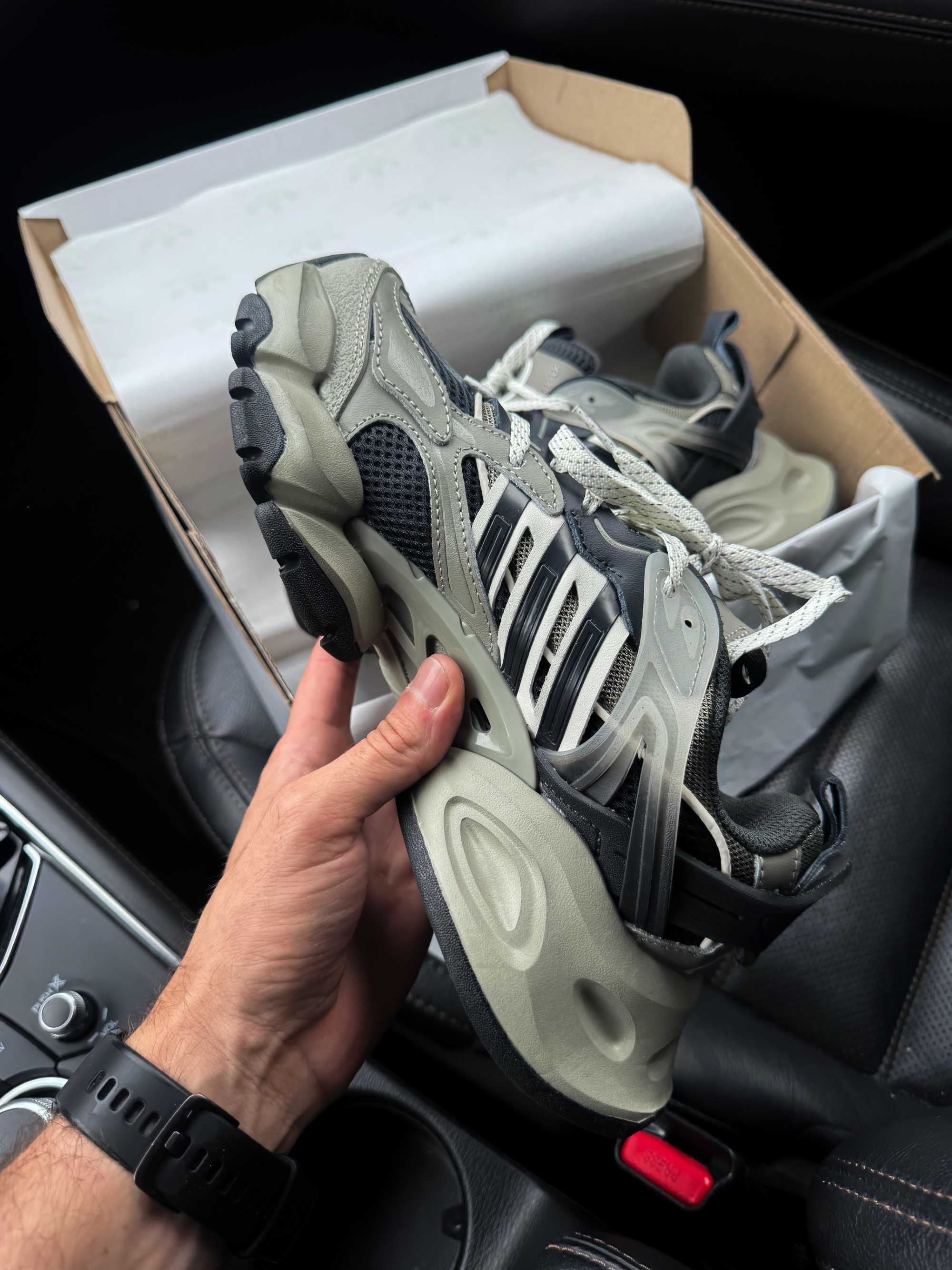 Кросівки Adidas Vento XLG Deluxe Grey адідас сірі чорні