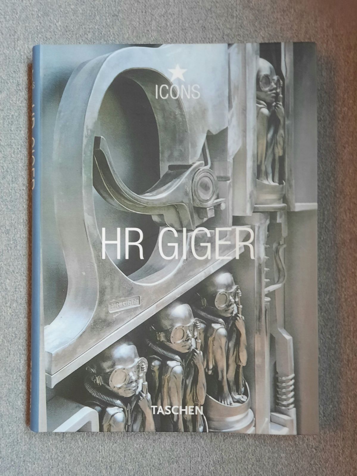 HR Giger - Icons (wersja polsko-angielsko-francuska)