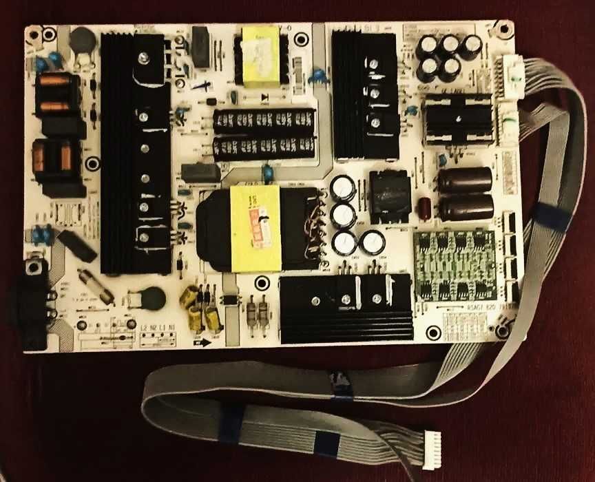 Fonte de alimentação Hisense, Mod: RSAG7.820.7919/ROH
