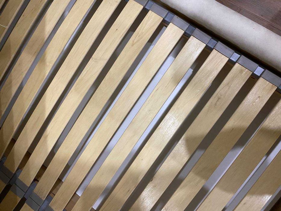 Двоспальне ліжко + матрац (самовивіз Крюків)