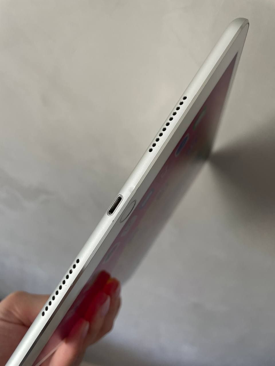 Планшет Айпад iPad+нова зарядка