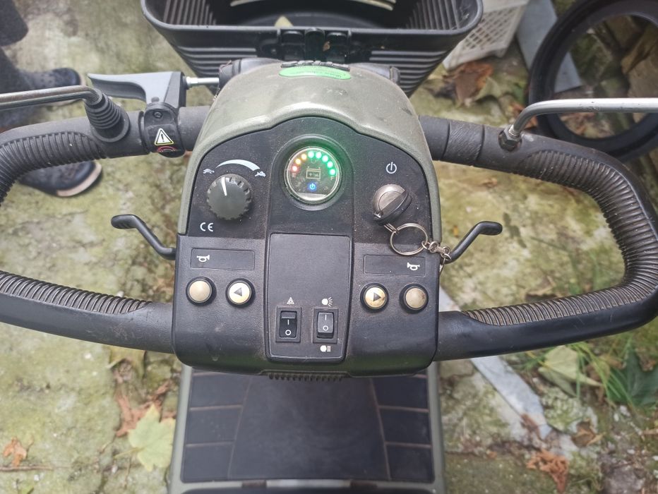 Skuter inwalidzki elektryczny