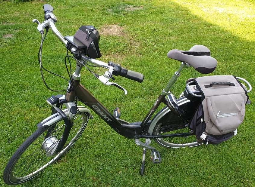 ROWER ELEKTRYCZNY  Giant Hybrid Super 2x Bateria Zamiana Transport