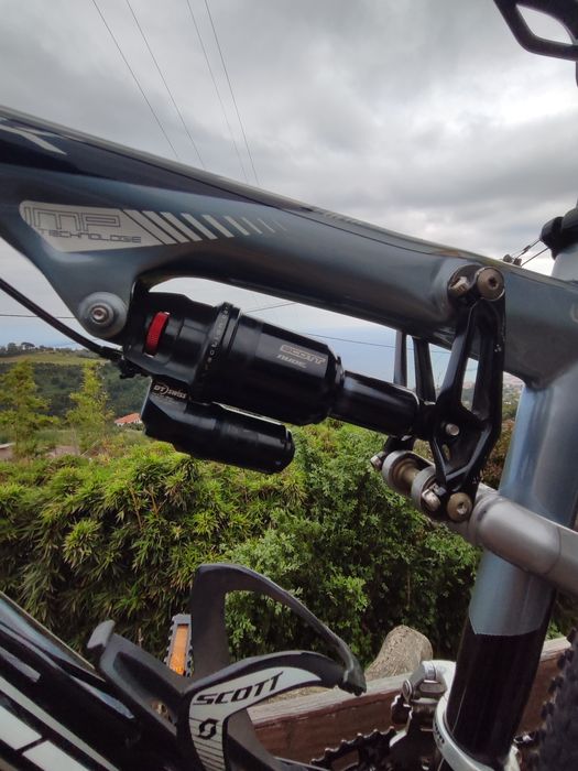 Bicicleta enduro scoot