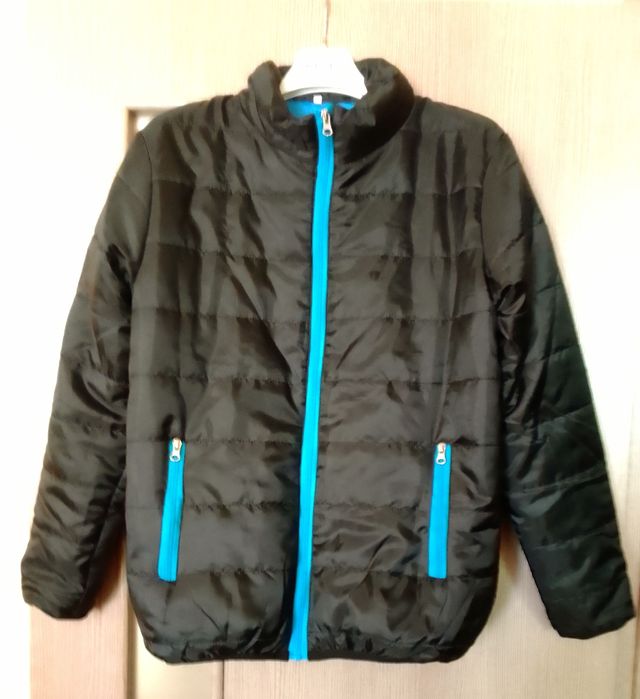 Фирменные демисезонные куртки. Made in Turkey, Poland. Размер 44(S).