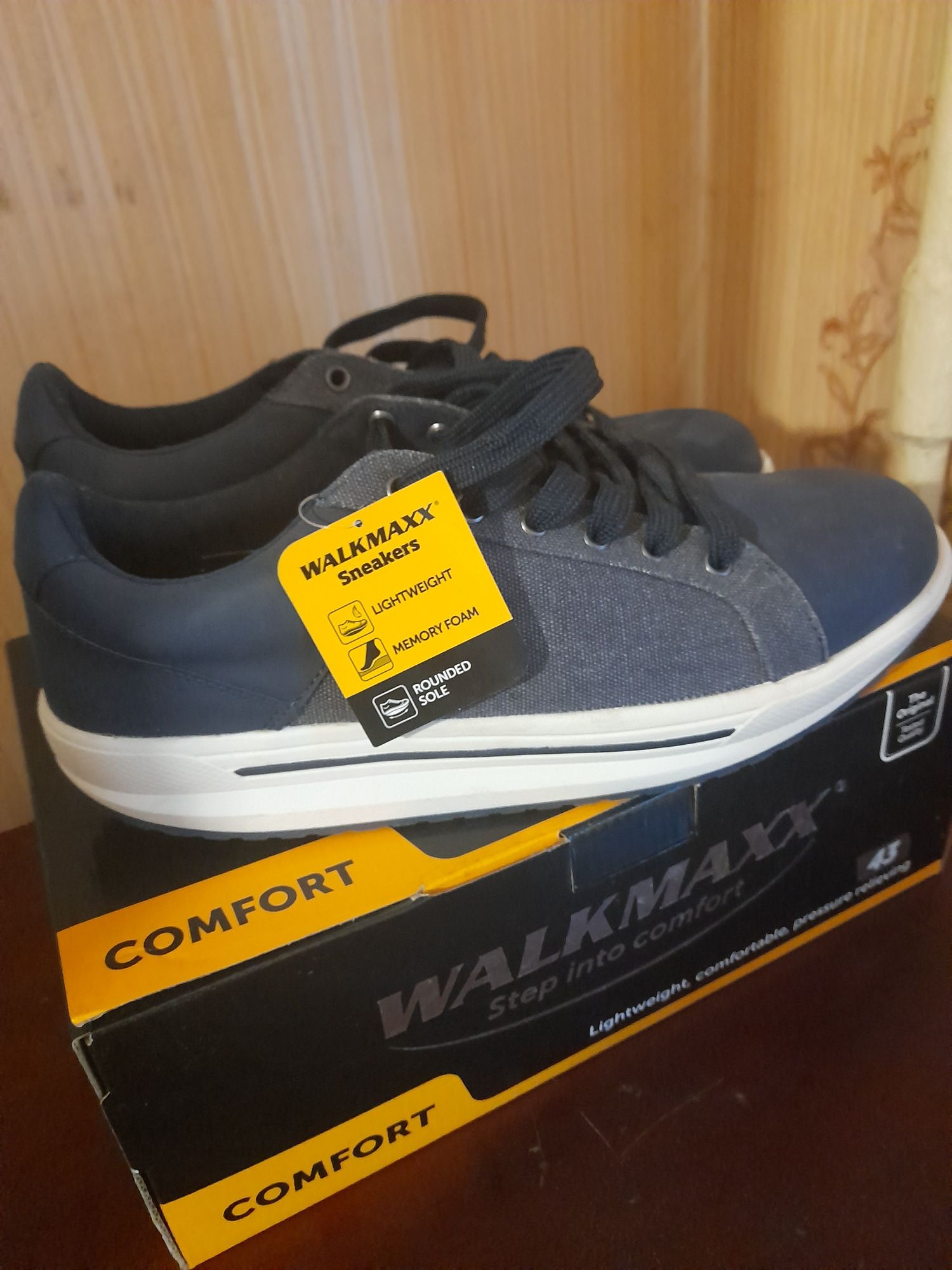 Новые ортопедические кроссовки WallMaxx, р 42-43