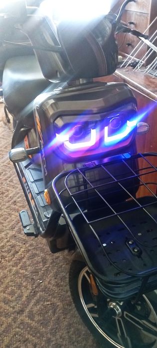 Електроскутер Fada Tiko, 12' легкоспл.диски коліс.