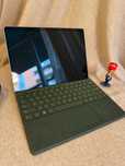 Microsoft Surface Pro 9 i7 / 16GB / 250GB