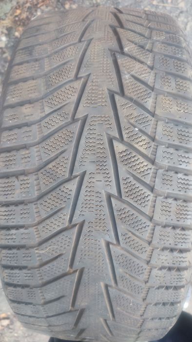 Зимние шины 235/40 R18 95T Hankook Winter i*cept IZ2 W616