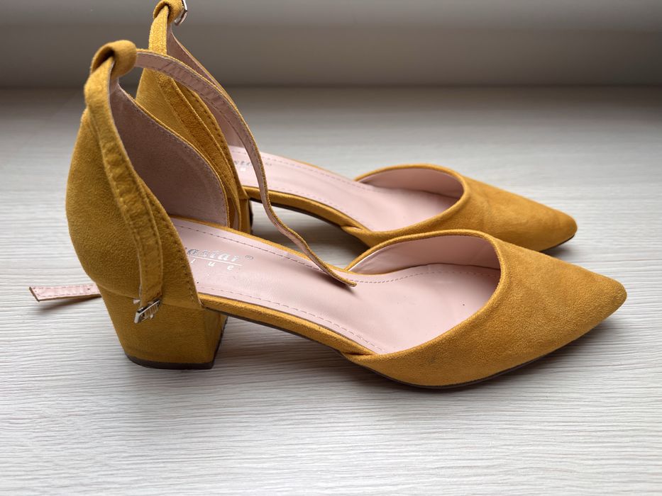 Buty na obsacie słupek Seastar rozmiar 40 stan idealny żółte