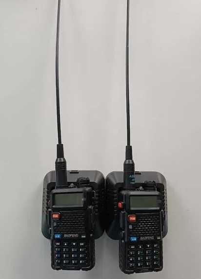 Komplet radiotelefonów 2x Baofeng UV-5R8W długa antena