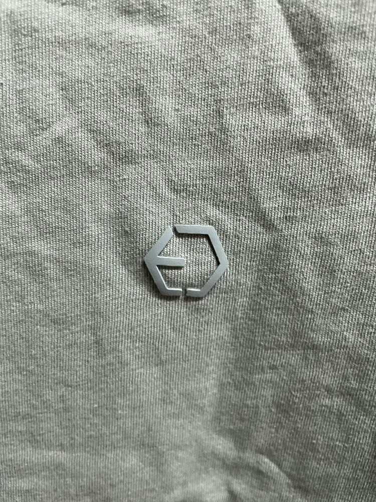 T-shirt Tiffosi - Tamanho M [Envio grátis]