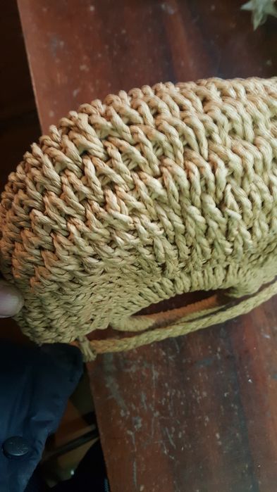 Сумочка плетеная.